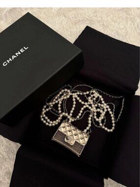 CHANEL MICRO BAG Pendant Bling NECKLACE 2 Strap Crossbody Gold & Pearls